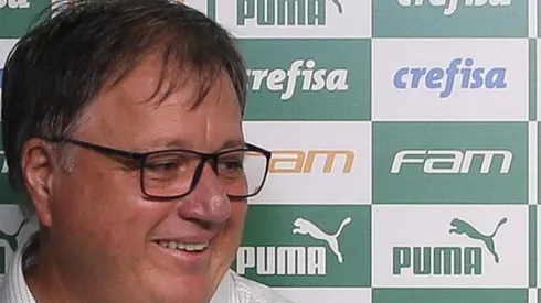 - Anderson Barros é o homem forte do futebol