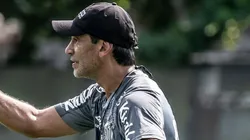 - Fabián Bustos vem encontrando trabalho no Peixe