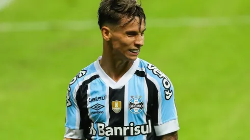 Foto: Pedro H. Tesch/AGIF - Ferreira: atacante do Grêmio entrou na mira do Botafogo