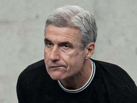 Luís Castro 'reprova' atuação e defensor pode deixar o Botafogo