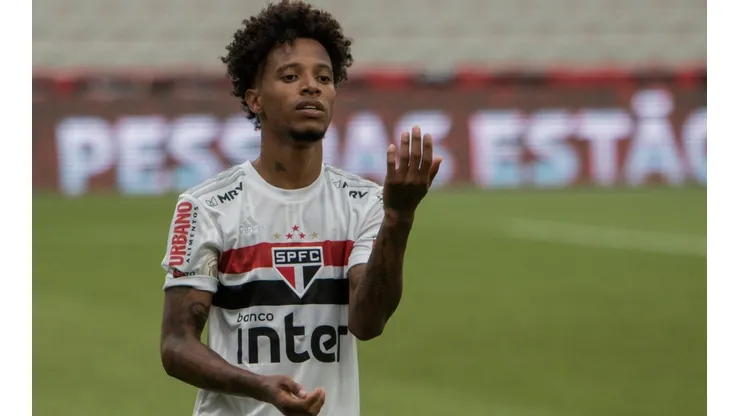 Robson Mafra/AGIF - Tchê Tchê deixa o São Paulo