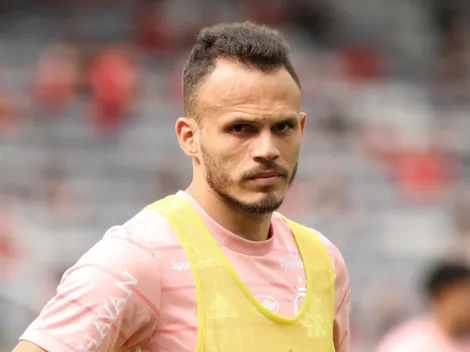 Renê não se cala e fala pela primeira vez sobre saída do Flamengo