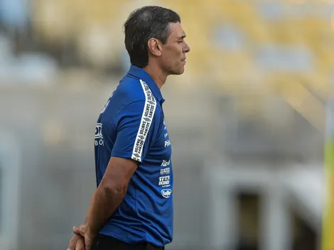 Mais problemas: Atacante deixa treino e vira dor de cabeça para Bustos na Sul-Americana