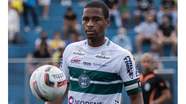 Foto: Robson Mafra/AGIF