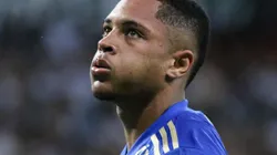 Foto: Fernando Moreno/AGIF - Vitor Roque chega para reforçar o ataque do Furacão