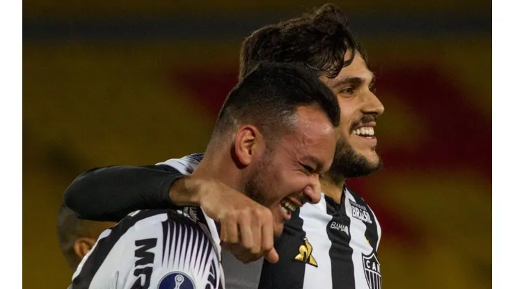 Daniel Garzon Herazo/NurPhoto via Getty Images/ São Paulo tem interesse em zagueiro do Atlético-MG; diretorias correm contra o tempo para fechar negócio.