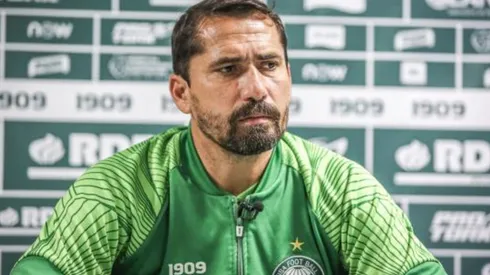 Foto: Divulgação/Coritiba - Treinador está prestes a perder volante