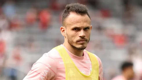 Foto: (Joao Vitor Rezende Borba/AGIF) - A caminho do Internacional, Renê não deve ser o único a deixar o Flamengo