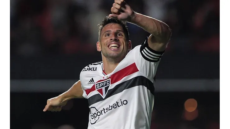 Divulgação/São Paulo FC. Calleri teve noite brilhante e anotou um hat-trick pelo Tricolor
