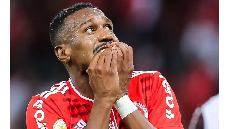 Foto: Pedro H. Tesch/AGIF - Edenilson chegou ao Internacional em 2017