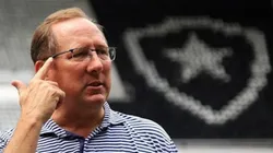 Vitor Silva/Botafogo FR. John Textor segue ativo no mercado em busca de reforços para o Botafogo