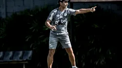 "Isso ajuda"; para 'virar chave' e acabar com má fase no Santos, Fabián Bustos faz apelo para torcida