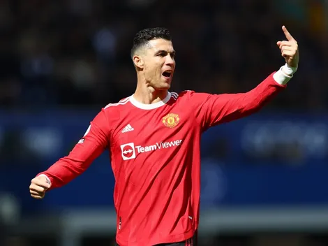 Virou moda? CR7 ‘copia’ Calleri após derrota do United na Premier League; entenda