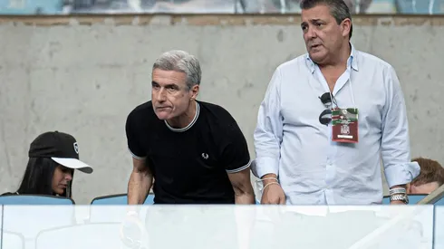 Foto: Jorge Rodrigues/AGIF - Luís Castro vai fazer sua estreia oficial contra o Corinthians