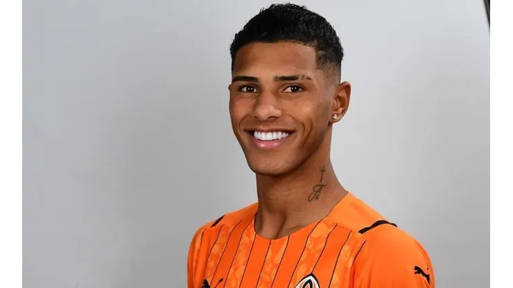 Vinicius Tobias estava no Shakhtar (Foto: Twitter oficial do Shakhtar)