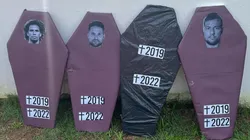 Foto: Divulgação/Raça Rubro-Negra - Líderes do elenco foram os principais alvos dos protestos da torcida do Flamengo