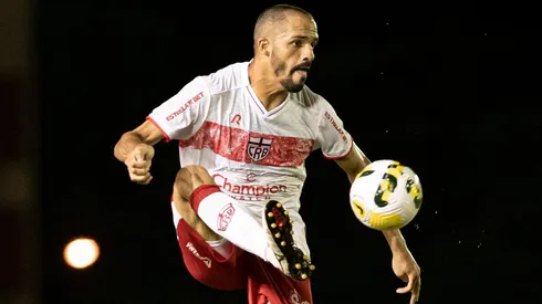 Foto: (Jorge Rodrigues/AGIF) - Anselmo Ramon foi o grande personagem do CRB no clássico contra o CSA nesta quarta (6)