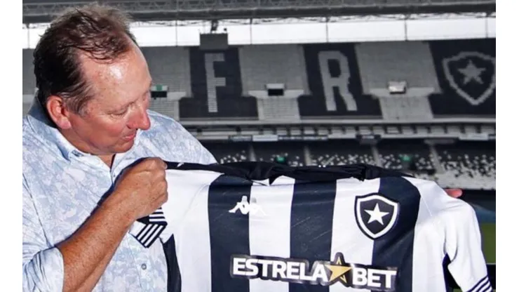 Foto: Divulgação/Botafogo FR - John Textor foi um dos interessados no Atlético Goianiense