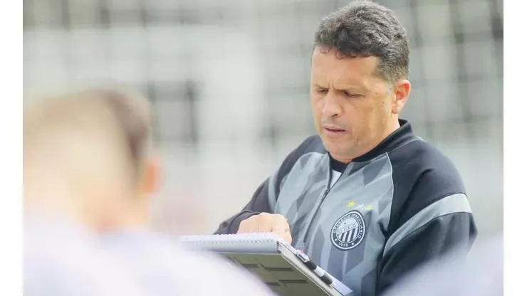 Foto: André Oito/Operário-PR - Treinador conta com mais um reforço para Série B