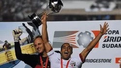 AFP/Getty Images. Em 2012, Rogério Ceni era o goleiro do São Paulo e Lucas Moura se despedia rumo à França, vendido ao PSG.