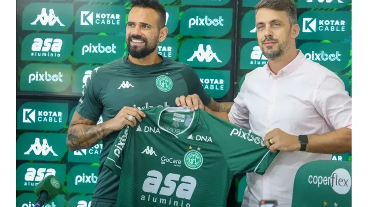 "Experiente e líder"; superintendente de futebol expõe a motivação da contratação de Castán para o Guarani