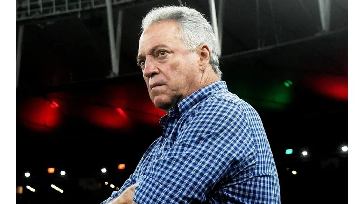 Foto: Mailson Santana/Fluminense FC/Divulgação - Abel Braga: técnico confirmou trocas para estreia no Brasileirão