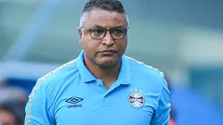 Foto: Pedro H. Tesch/AGIF - Roger Machado: aprovou jovem após observações em treinos do Grêmio