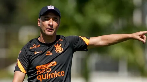 Foto: Rodrigo Coca/Ag. Corinthians – Gringo quer achar soluções no Corinthians.