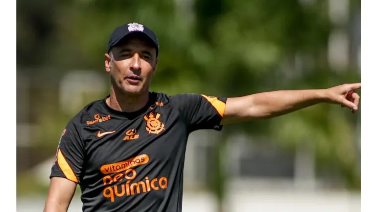 Foto: Rodrigo Coca/Ag. Corinthians - Gringo quer achar soluções no Corinthians.