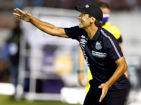 “Vou começar a duvidar do Bustos”; torcida do Santos escala ‘time ideal’ para estreia no Brasileirão