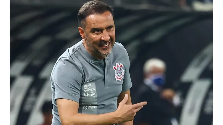 Marcello Zambrana/AGIF - Vítor Pereira pode perder peça para o Cuiabá