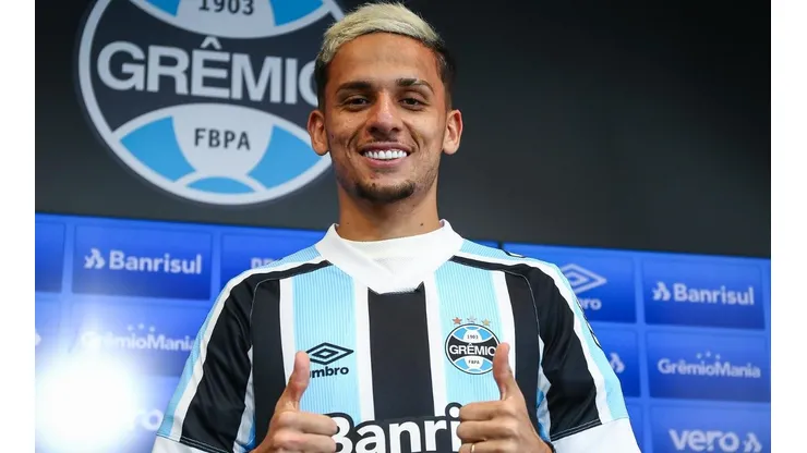 Gabriel Teixeira expõe motivo por escolher o Grêmio e manda recado para a torcida