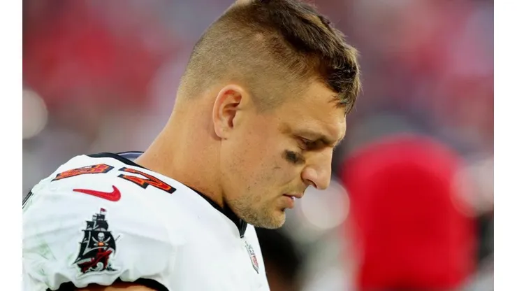 Kevin C. Cox/Getty Images/ "Não estou pronto para me comprometer com esporte"; Rob Gronkowski comenta sobre futuro na NFL.