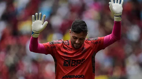 Foto: Thiago Ribeiro/AGIF - Diego Alves está no radar de dois times do exterior