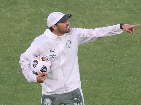 Abel 'coloca fogo' no chiqueiro e lança desafio à torcida do Palmeiras