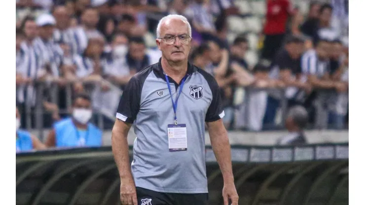 Foto: Lucas Emanuel/AGIF - Dorival Júnior: cobrou evolução do Ceará após vitória na Sul-Americana