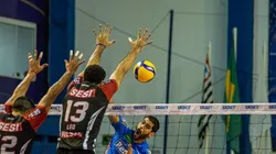 Foto: Pedro Teixeira/ Vôlei Renata - Sesi irá enfrentar o Cruzeiro na semifinal da Superliga 2021/2022