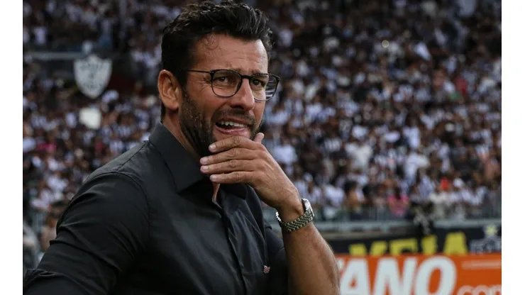 Foto: Fernando Moreno/AGIF - Valentim tem desfalques e dúvidas no Athletico para estreia na Libertadores