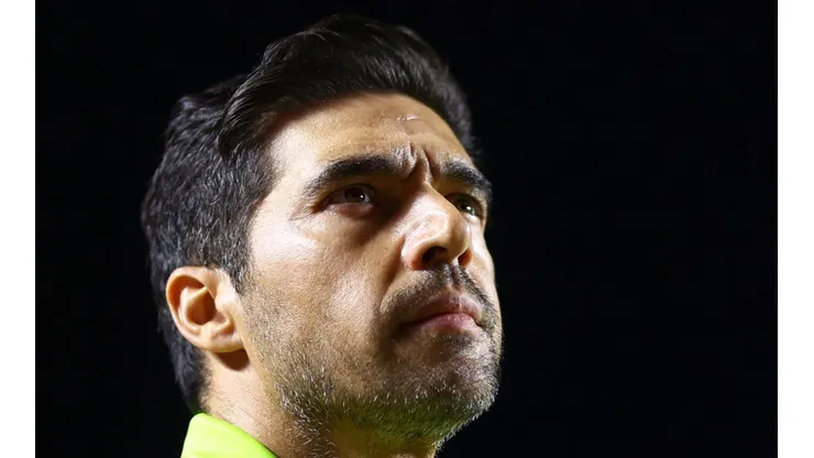Leila Pereira rasga elogios e expõe sobre renovação de Abel Ferreira; CONFIRA