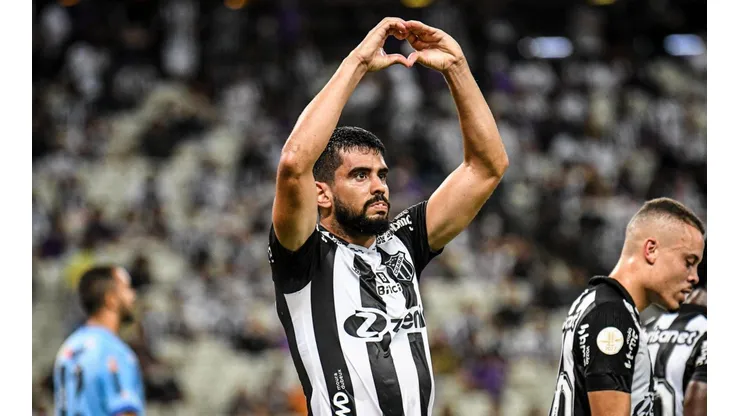 Foto: Kely Pereira/AGIF