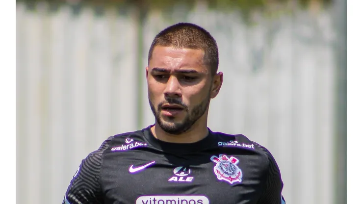 Foto: Felipe Szpak/Corinthians - João Pedro não conseguiu se firmar.