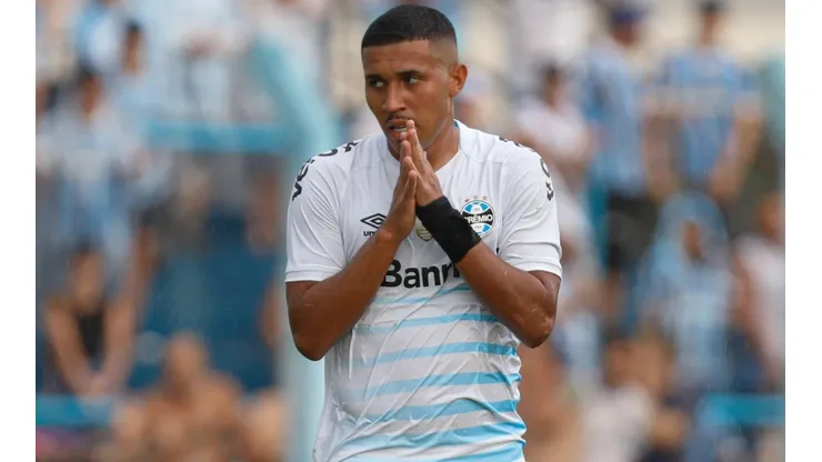 Foto: Maxi Franzoi/AGIF - Rildo: perdeu espaço com Roger Machado no Grêmio
