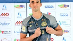 Divulgação/EC Bahia. César chega para disputar titularidade com Danilo Fernandes durante campanha n Série B