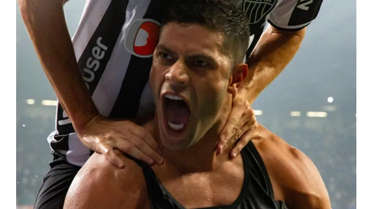 Fernando Moreno/AGIF. Com 10 gols no Mineiro, Hulk revela que quis sair do Atlético