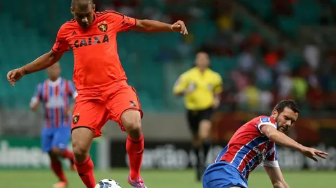 Felipe Oliveira/AGIF - Atacante em atuação pelo Sport