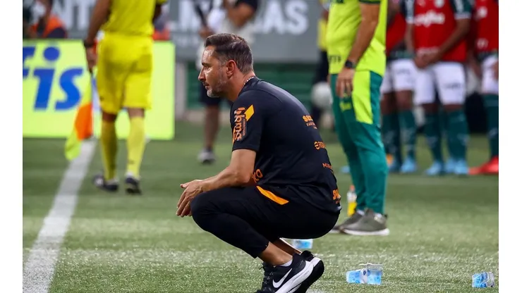 Marcello Zambrana/AGIF. Falta de físico no segundo tempo das partidas do Corinthians preocupa comissão técnica e Vítor Pereira pode promover mudanças na Libertadores.