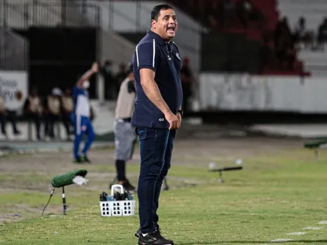 Leston Júnior revela situação de lesionados do Santa Cruz para clássico