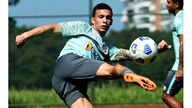 Calegari e Samuel Xavier não convencem e LD no radar do Flu custa R$ 103 milhões
