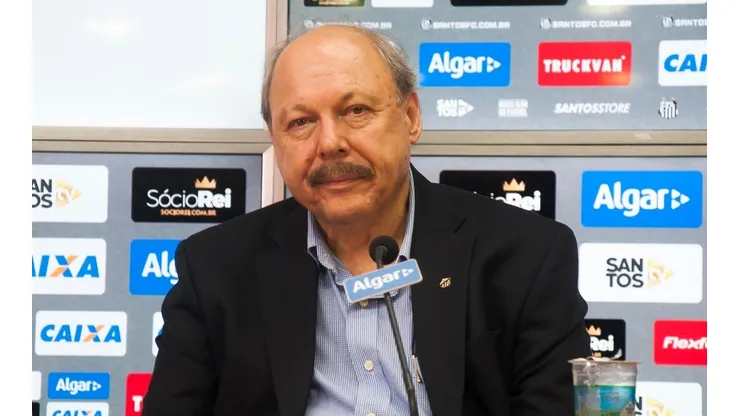 Foto: (Flickr Oficial Santos/Ivan Storti/Santos FC) - José Carlos Peres, ex-presidente do Santos, tentou trazer o atacante durante seu mandato, antes de sofrer o processo de impeachment