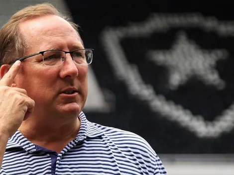 Textor afirma ter negado oferta milionária por jogador do Botafogo